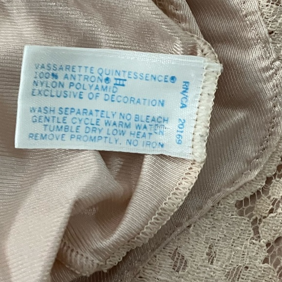 Vassarette Nude/Blush Vintage Slip - Picture 7 of 11